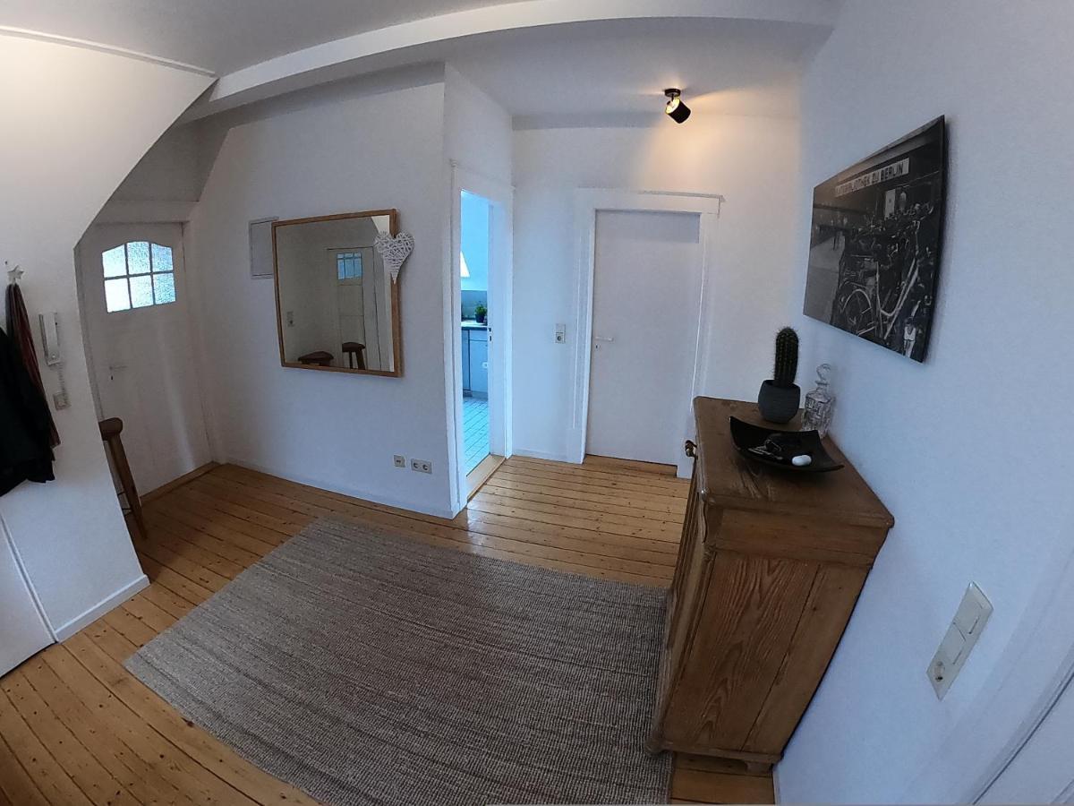 Zentrale Grosse Ferienwohnung -94Qm- Oldenburg - Bettwaesche Und Handtuecher Sind Vorhanden Esterno foto